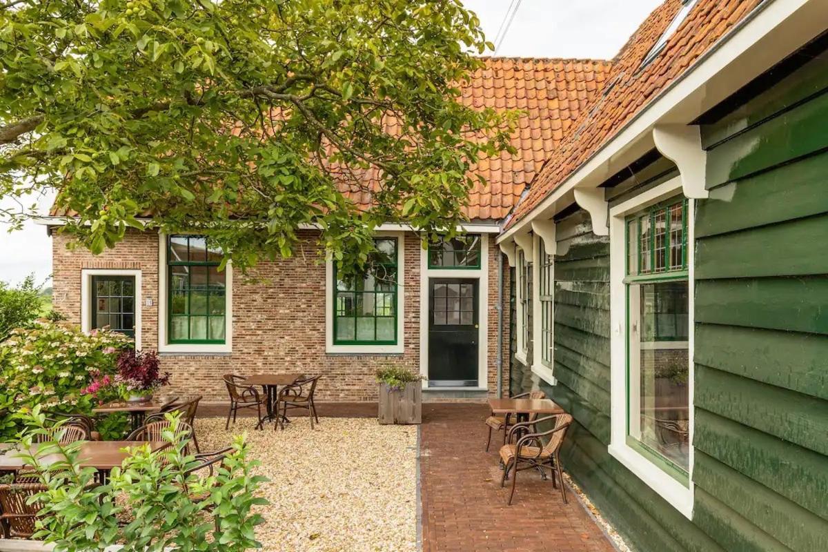 Boutique Hotel Jongwijs Westzaan Exterior photo